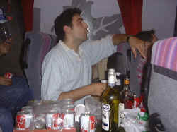 Ou est l'hotesse.jpg (84929 octets)